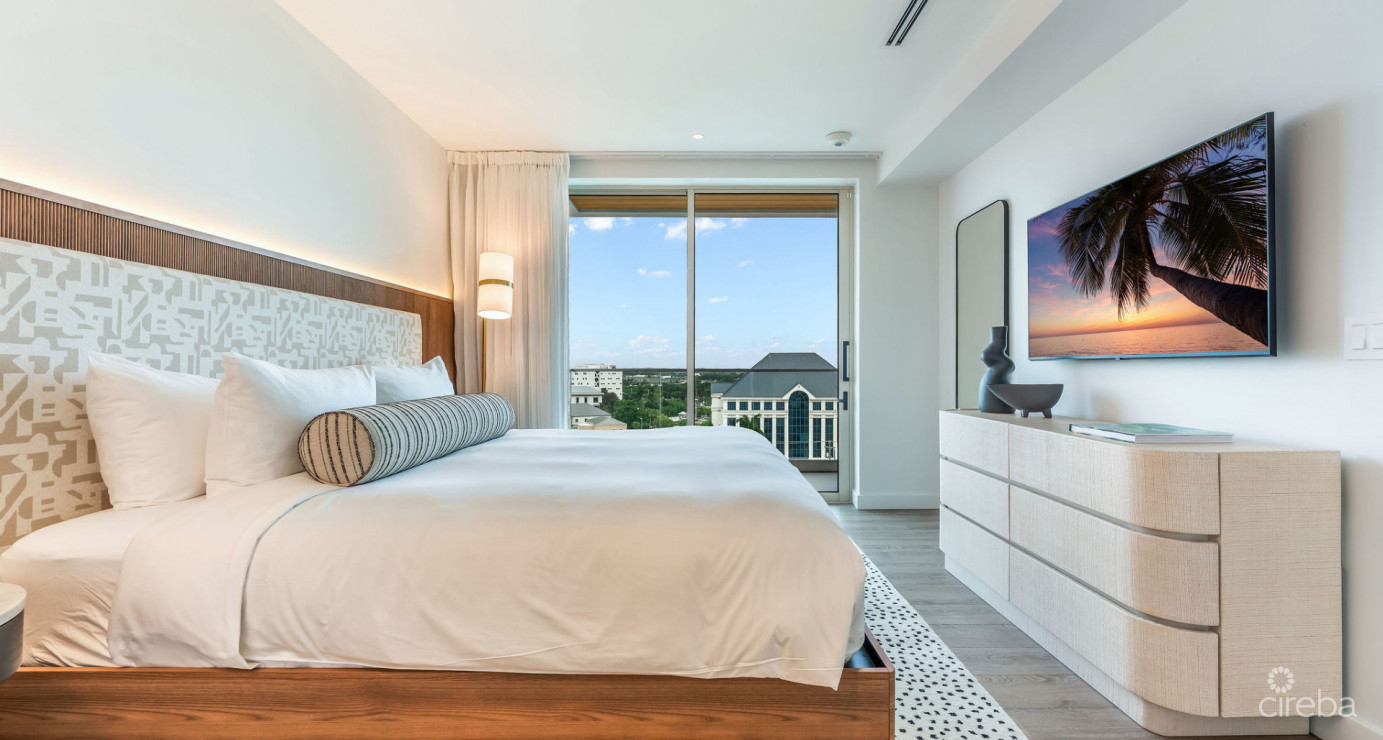 8th Floor One Gt 1 Bed + Den Income Producing