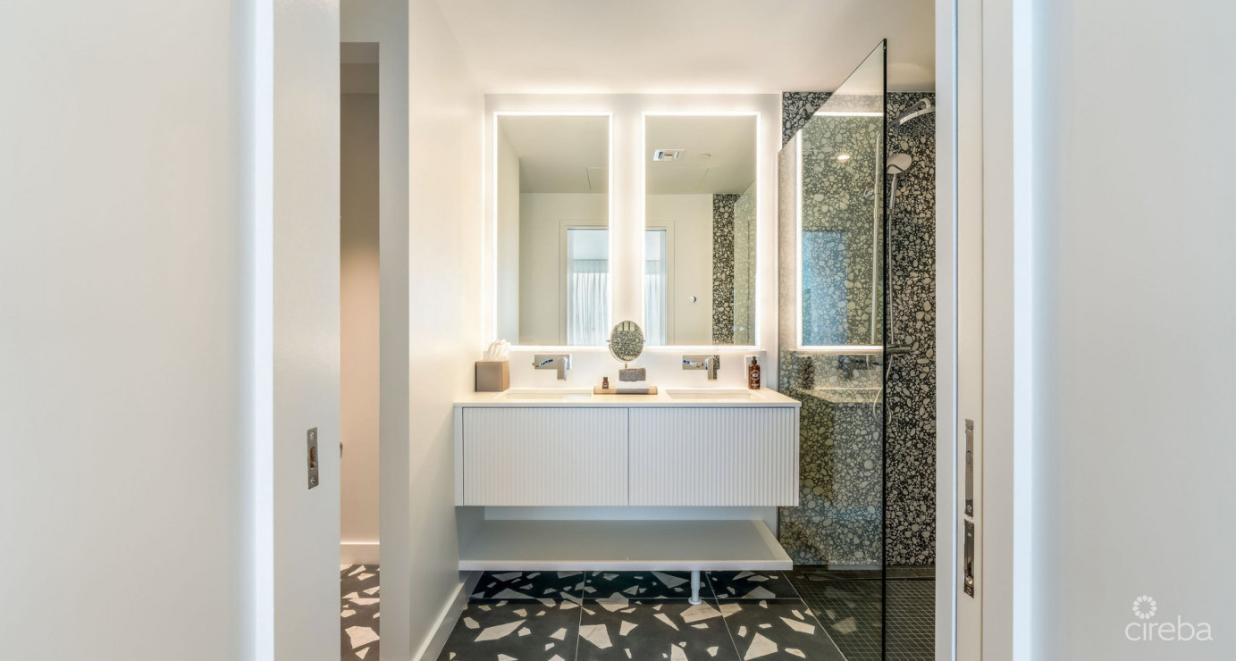 8th Floor One Gt 1 Bed + Den Income Producing