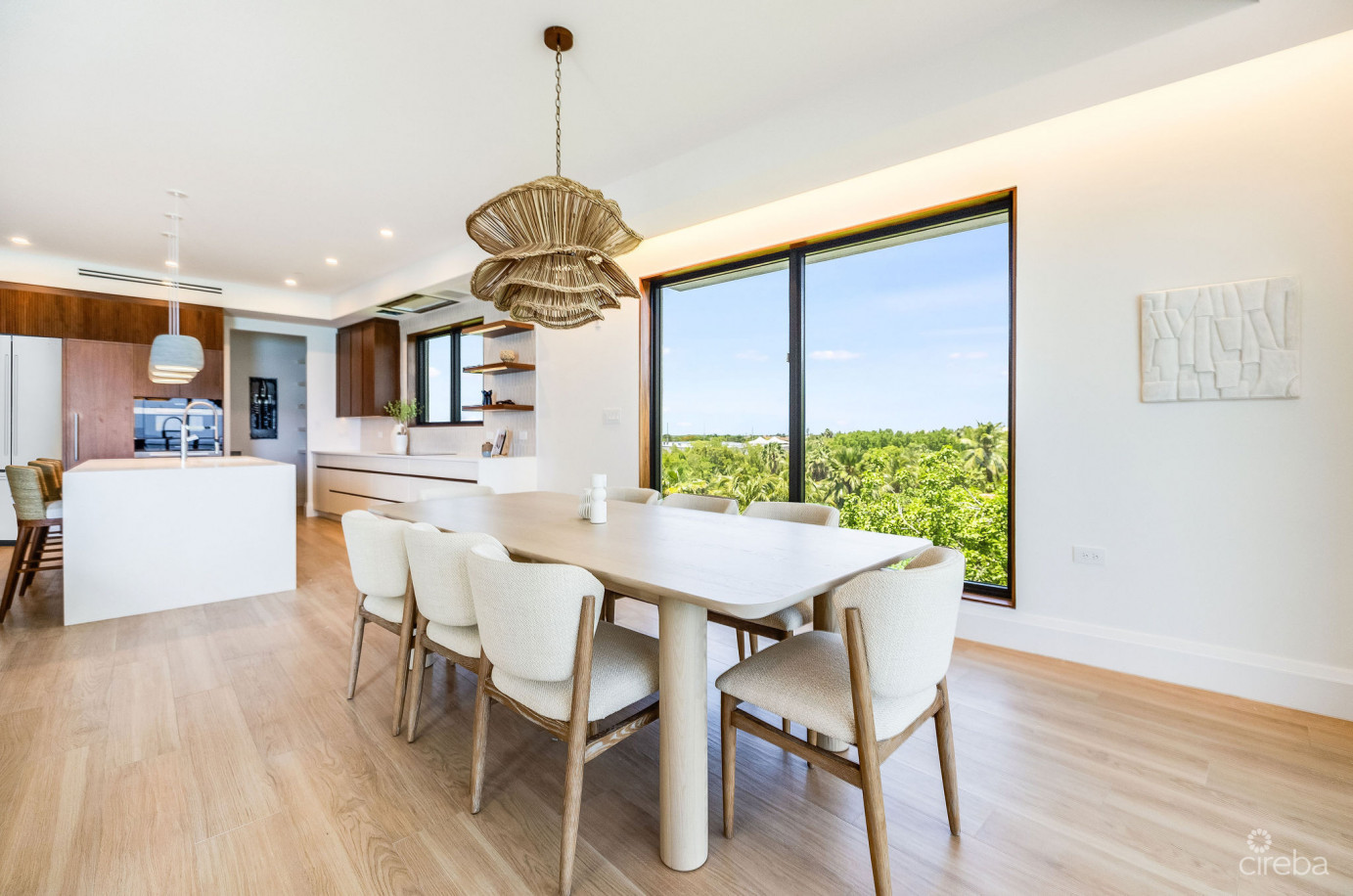 The Sands #2  Boutique Beachfront Living On Boggy Sands Road