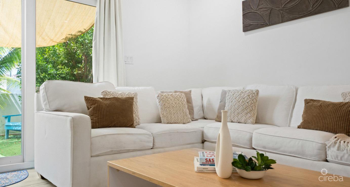 20 Ocean Reach- Charming 2-bed/ 3-bath In Awesome Location