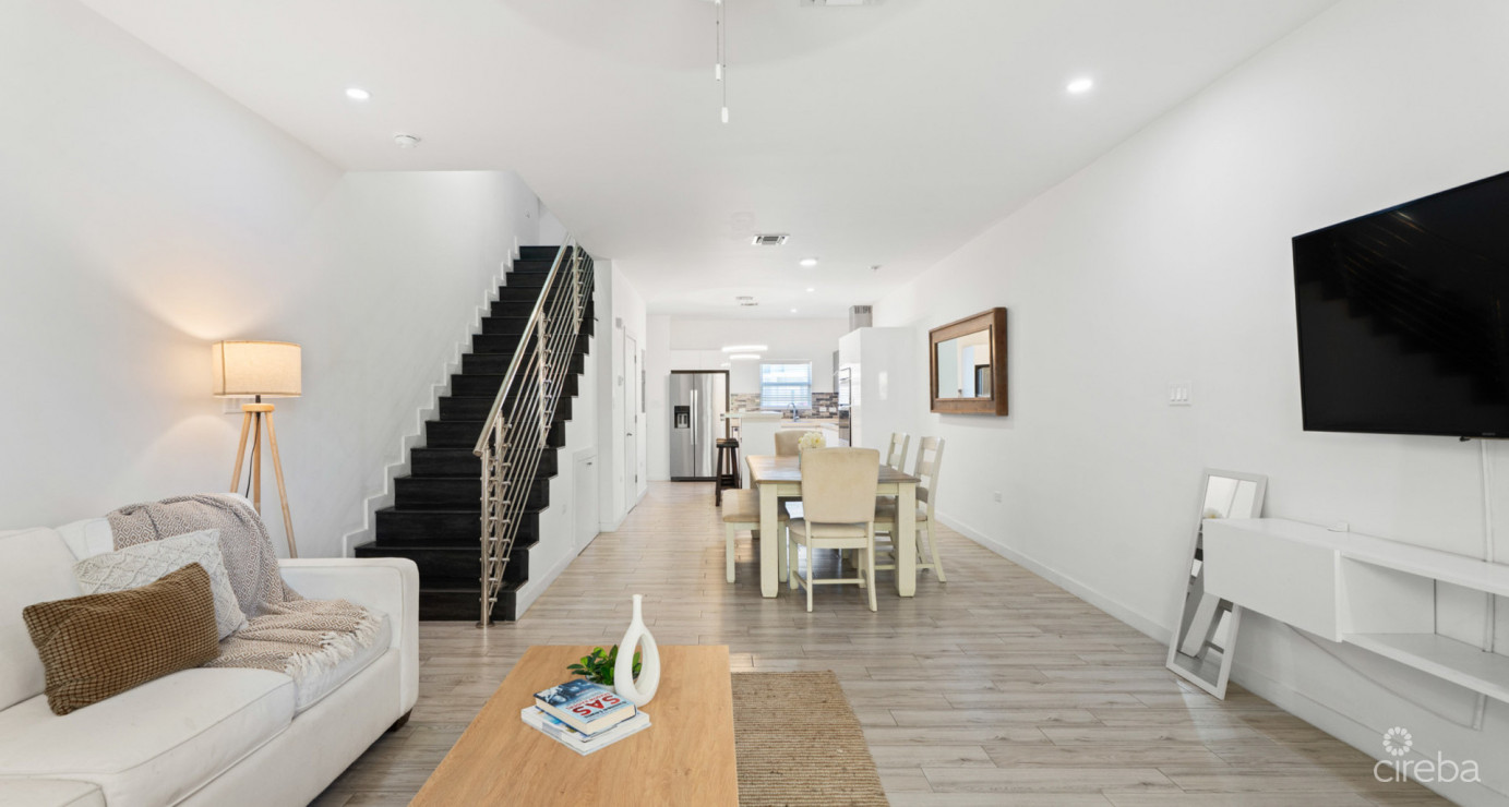 20 Ocean Reach- Charming 2-bed/ 3-bath In Awesome Location