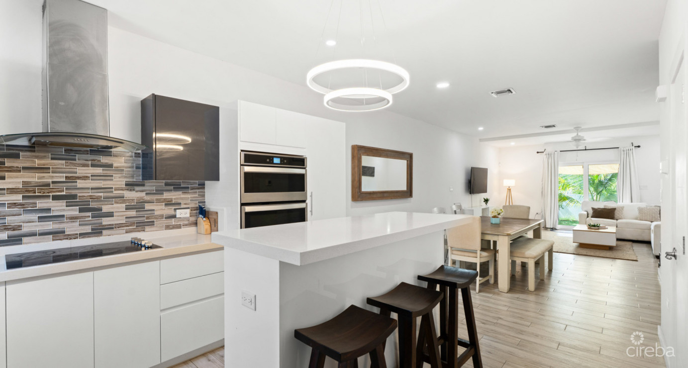 20 Ocean Reach- Charming 2-bed/ 3-bath In Awesome Location