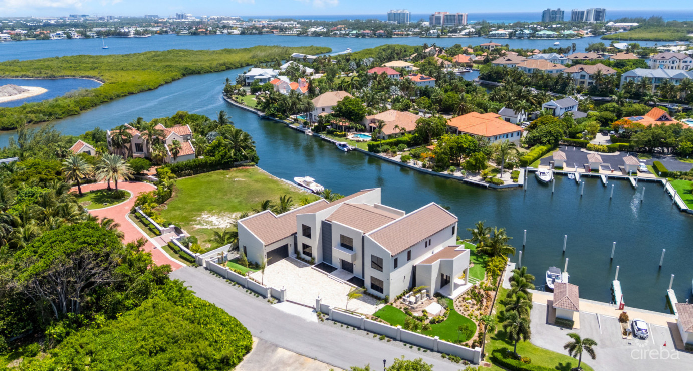 Brand New Vista Del Mar Home