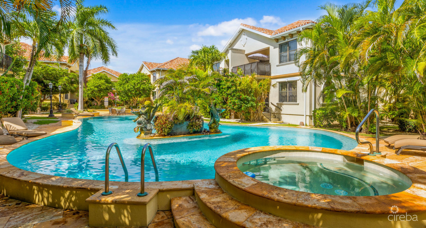 Beautifully Upgraded Lantern Point Condo