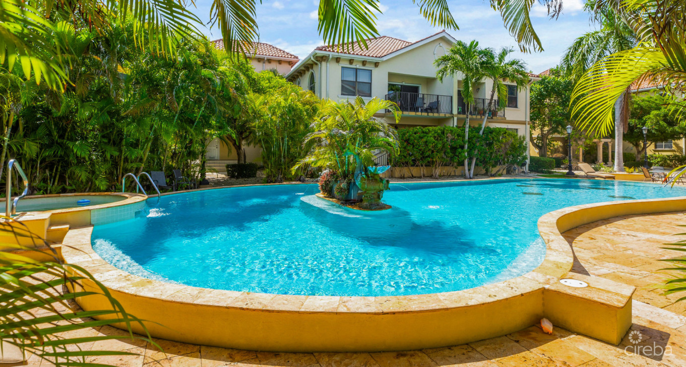 Beautifully Upgraded Lantern Point Condo