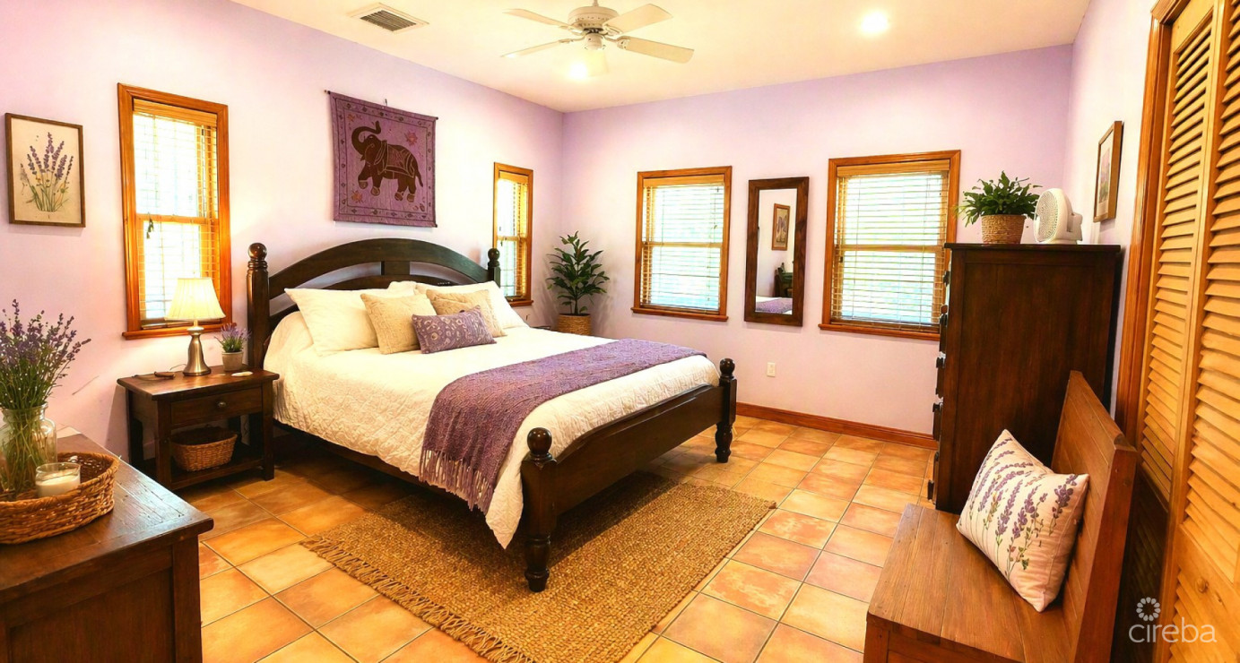 North Sound Haven 4 Bedroom Canal Front Home