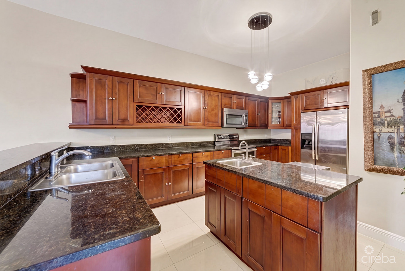 Lantern Point 3 Bedroom Condo W/ocean View Rooftop Terrace