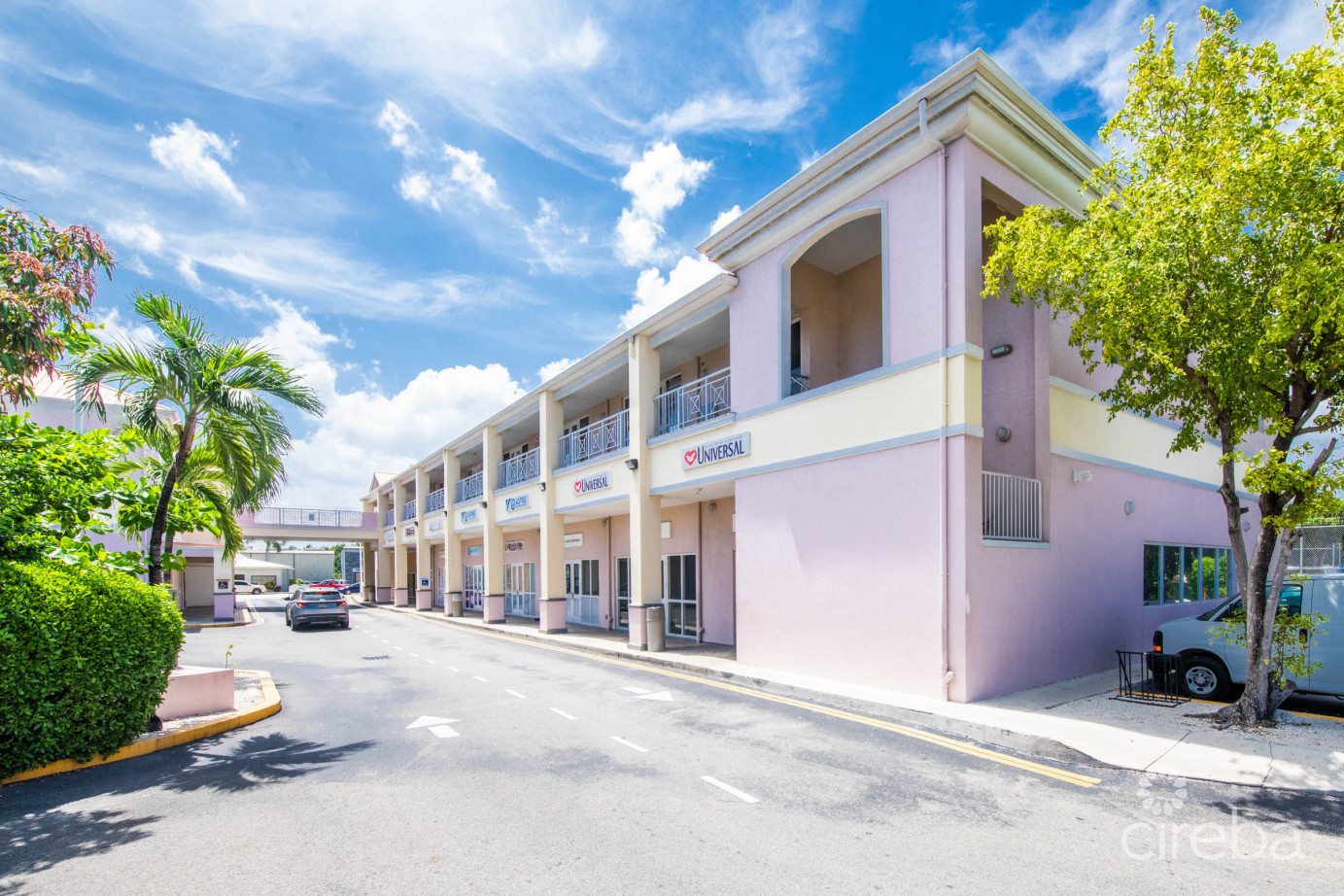 Crown Square  16 Unit Commercial Investment Opportunity