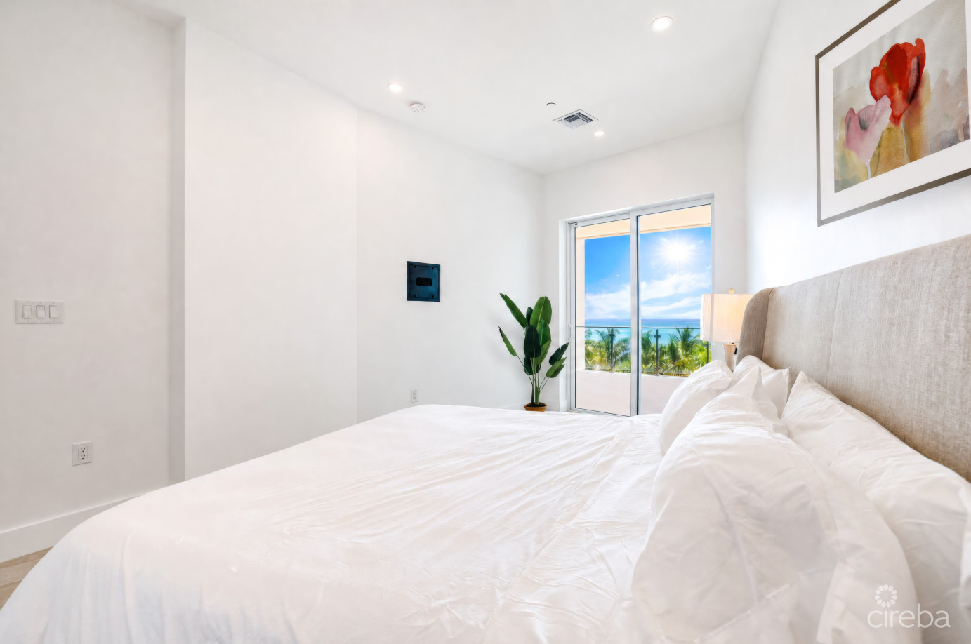 Aura #305 Oceanfront