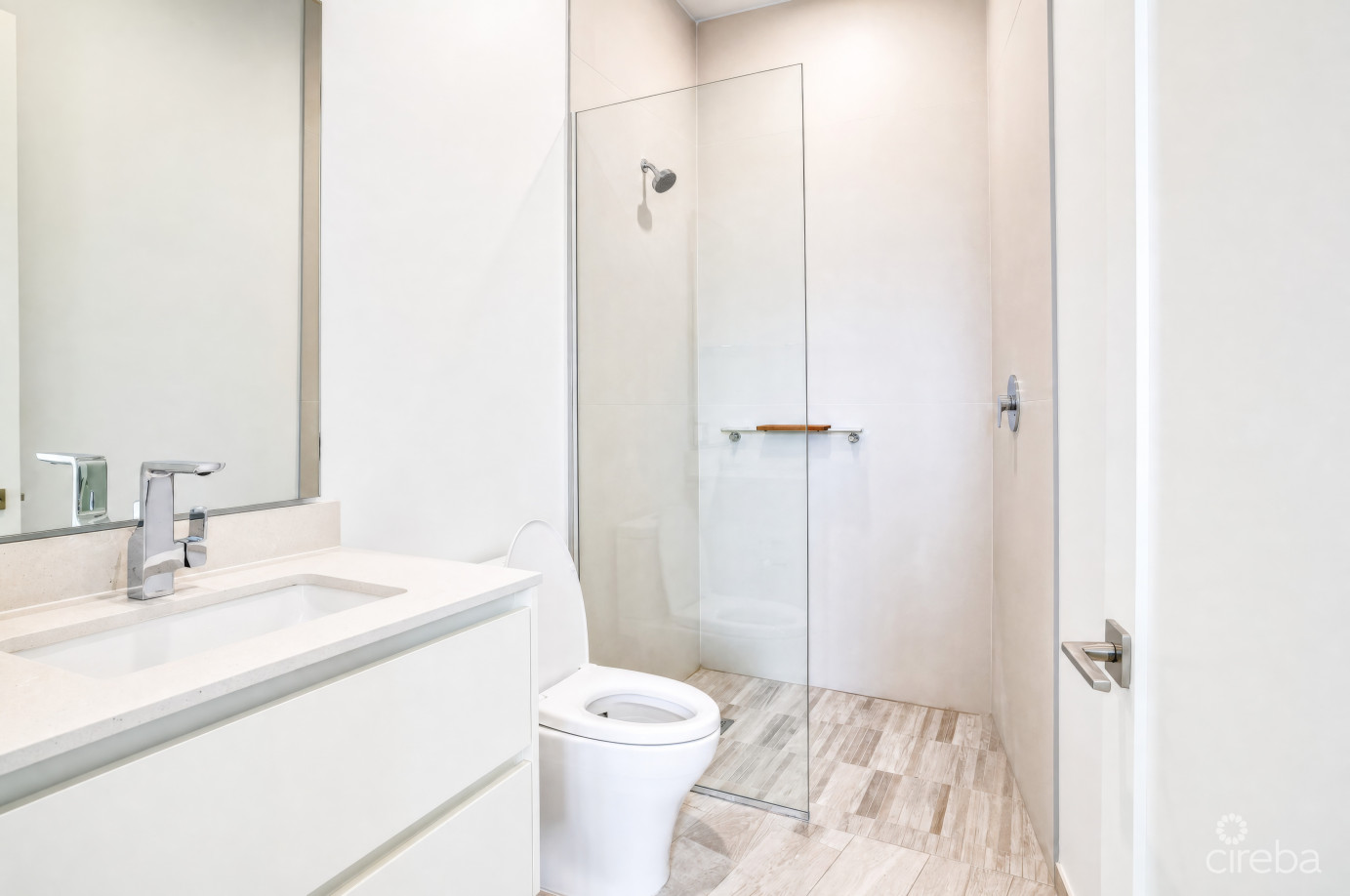 Aura #305 Oceanfront