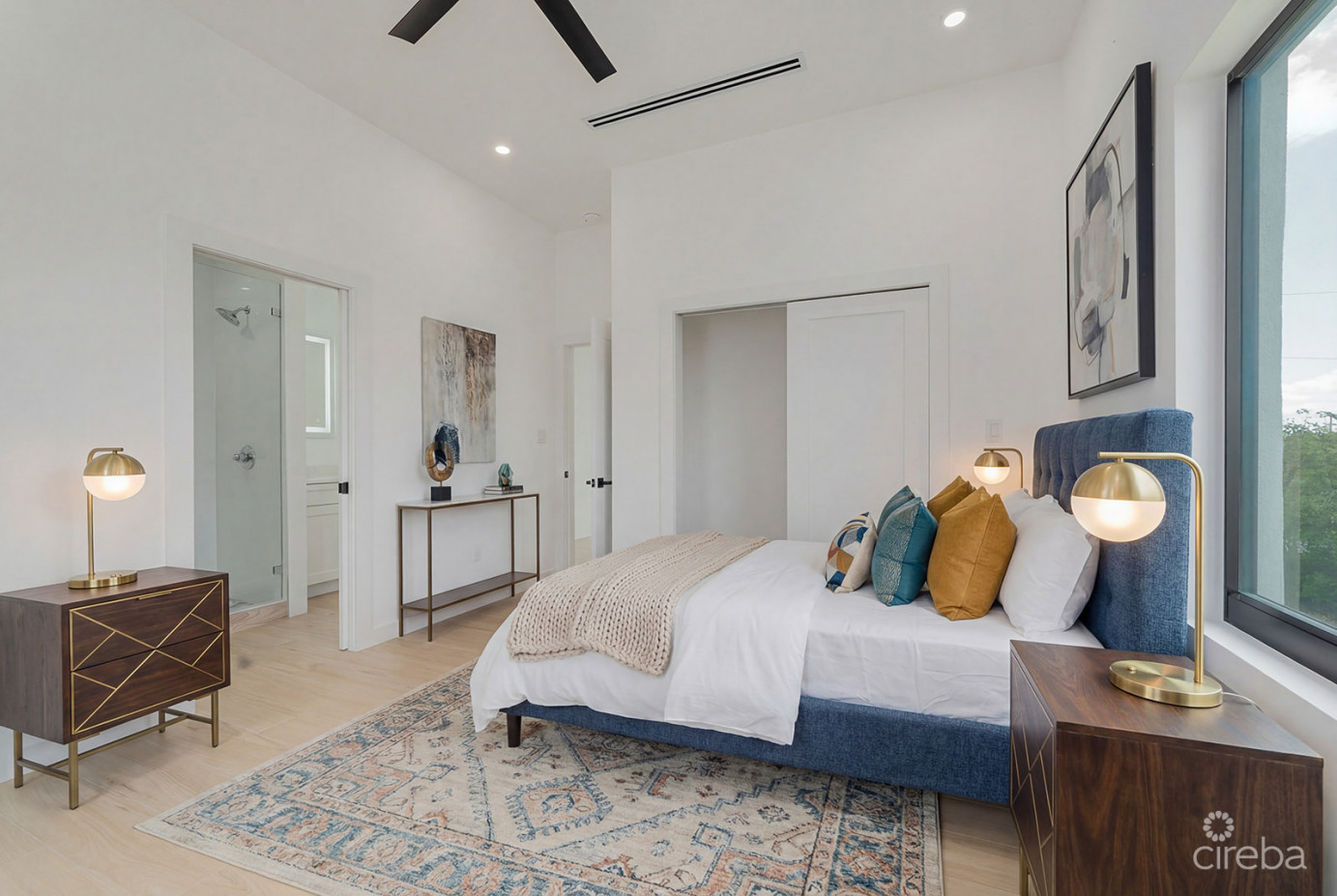 2 Bedroom, 2.5 Bathroom Duplex In Lookout Garden