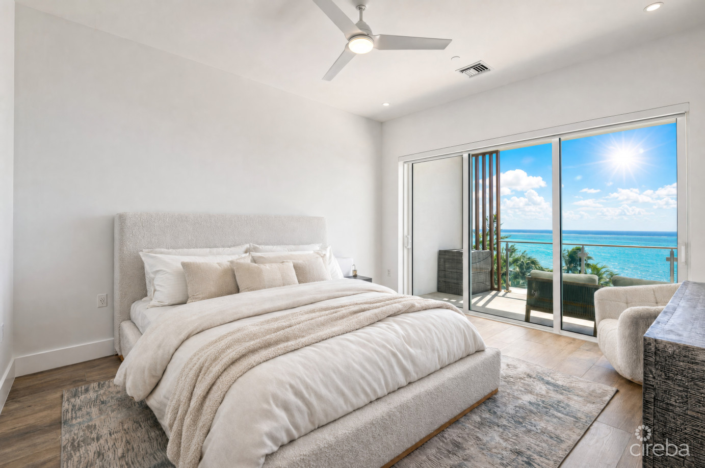 Aura Penthouse #404