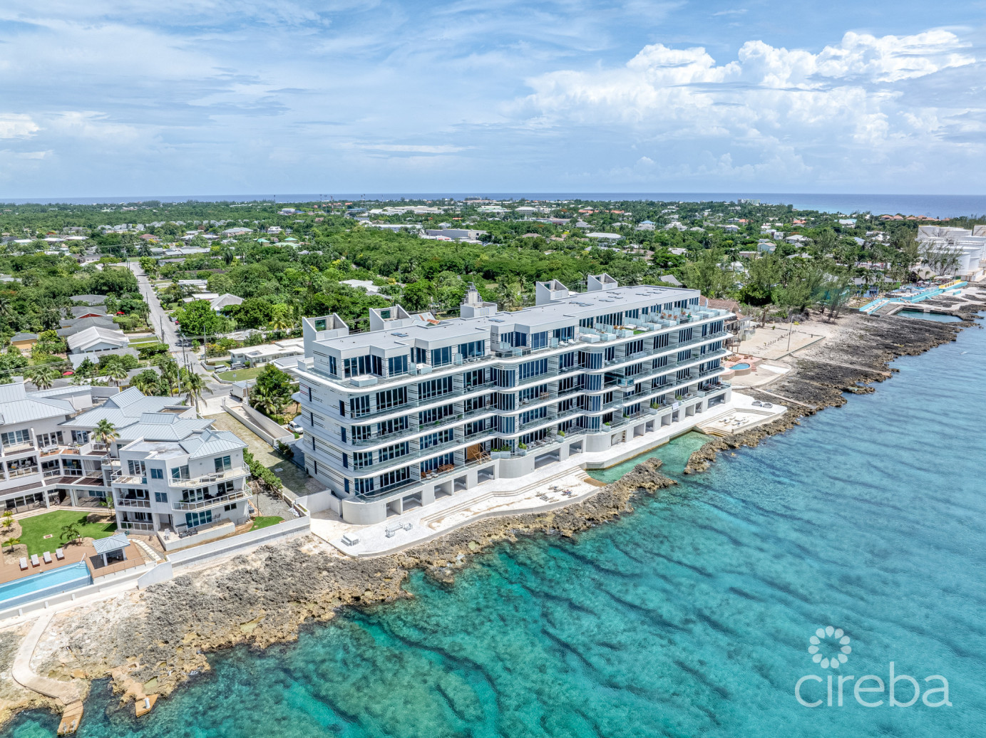 Fin Oceanfront Condo