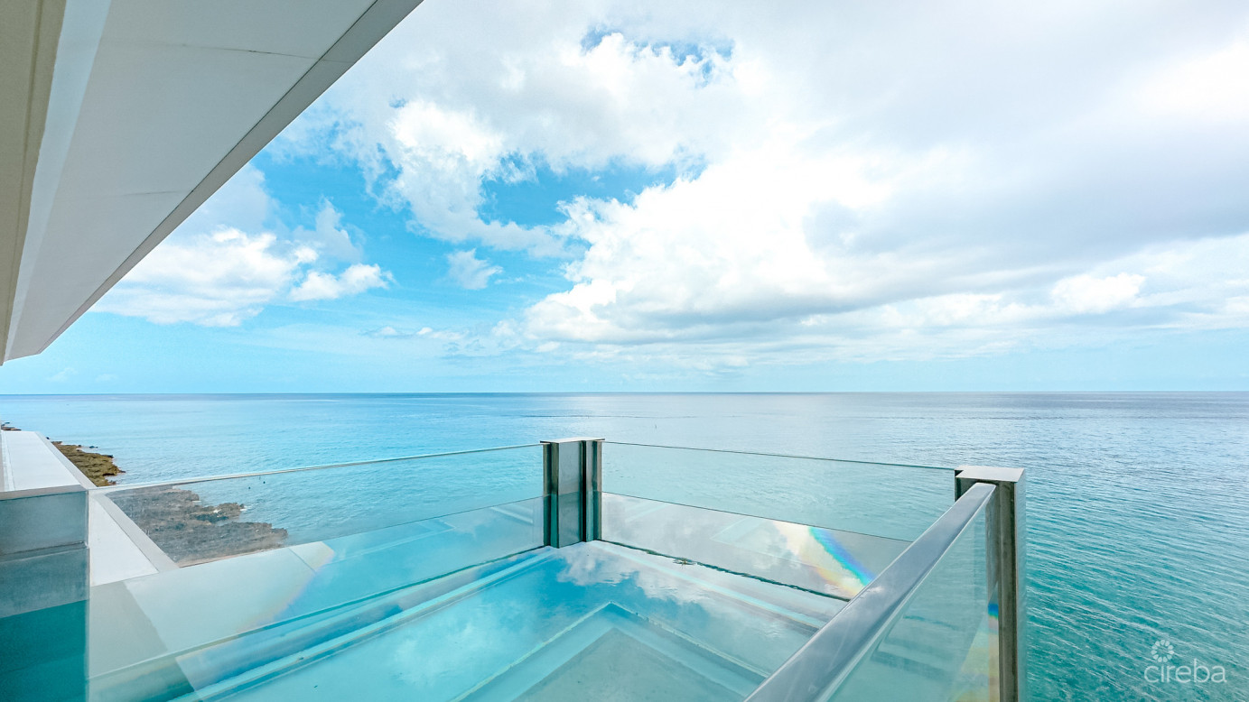 Fin Oceanfront Condo