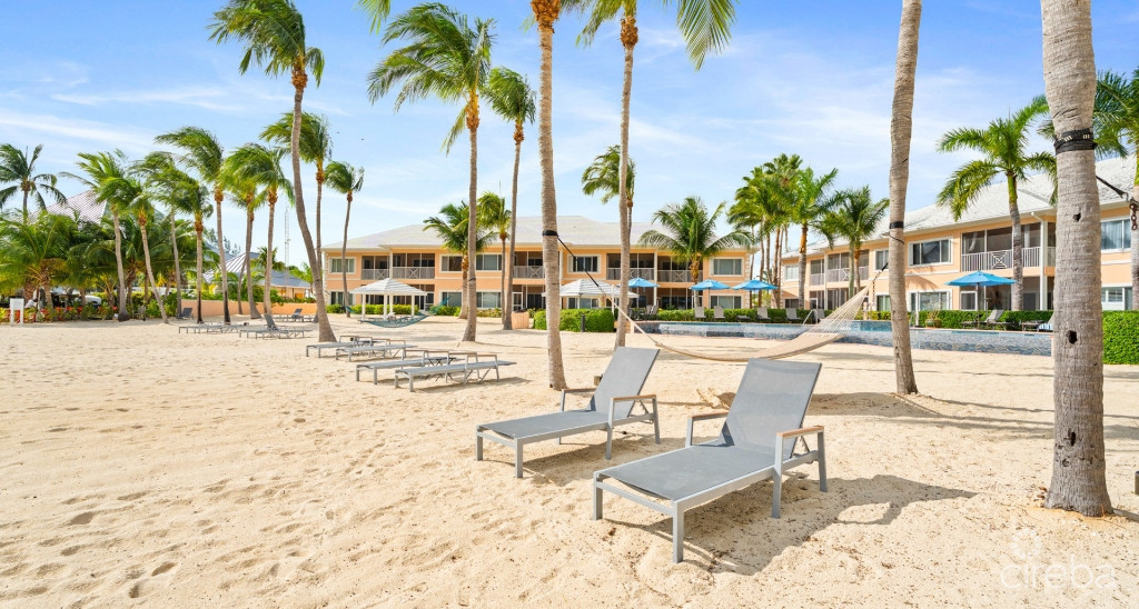 Kaibo Phase 2, Top Floor Condo With Storage Unit