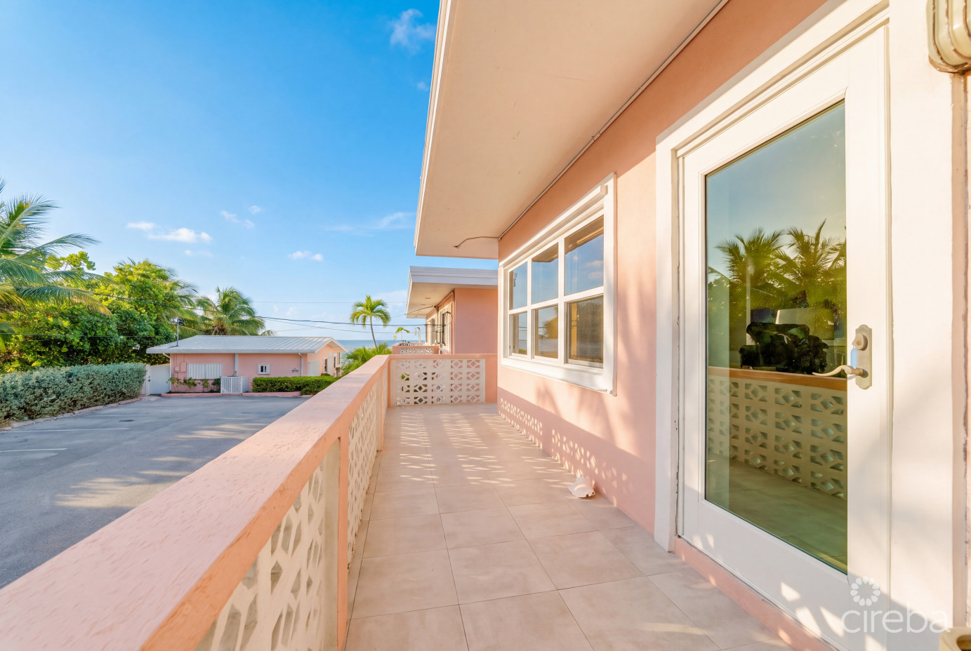 Winterhaven Beachfront 3 Bed