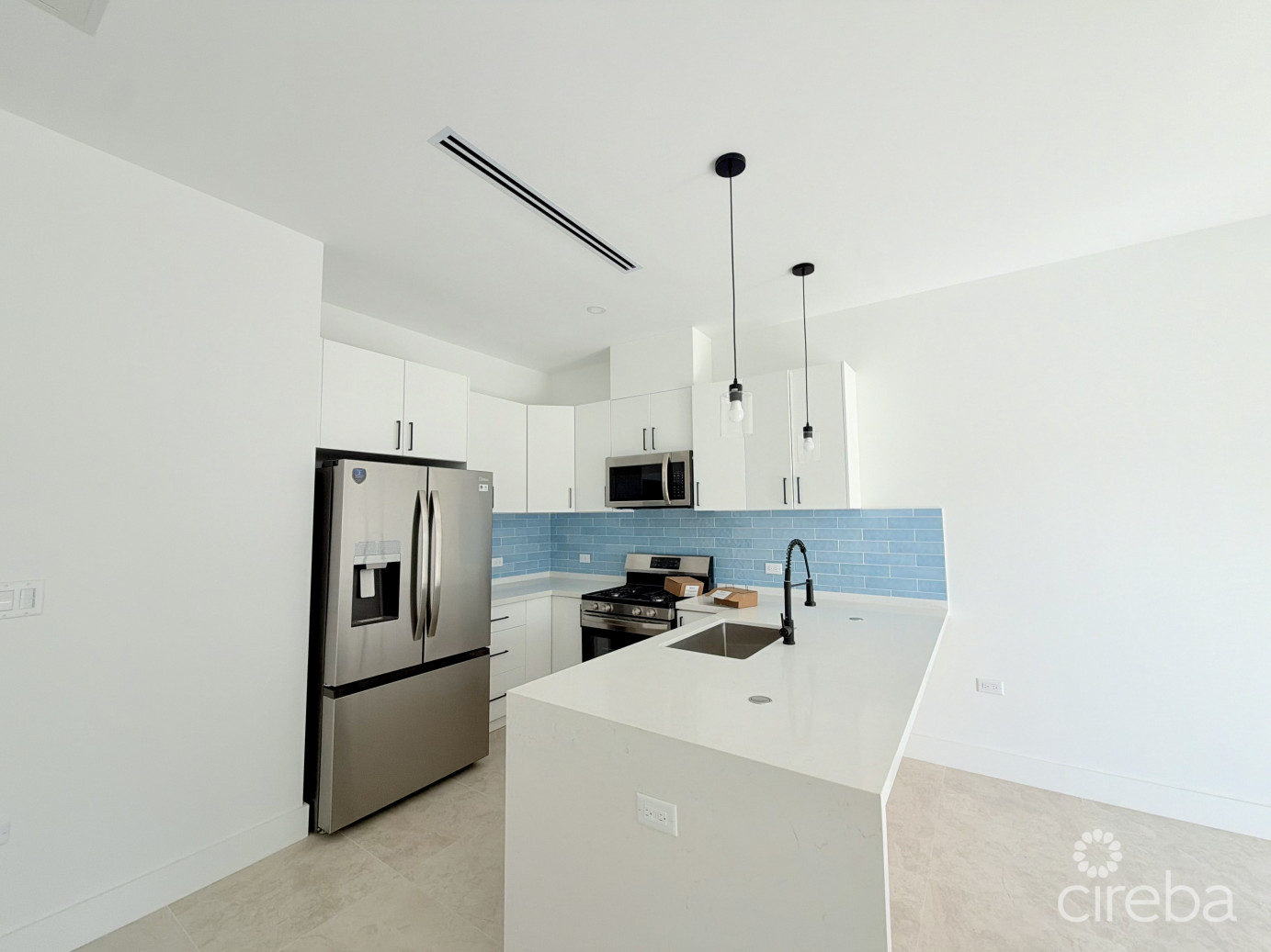 Large One Bedroom Townhome - The Meadows At Batabano