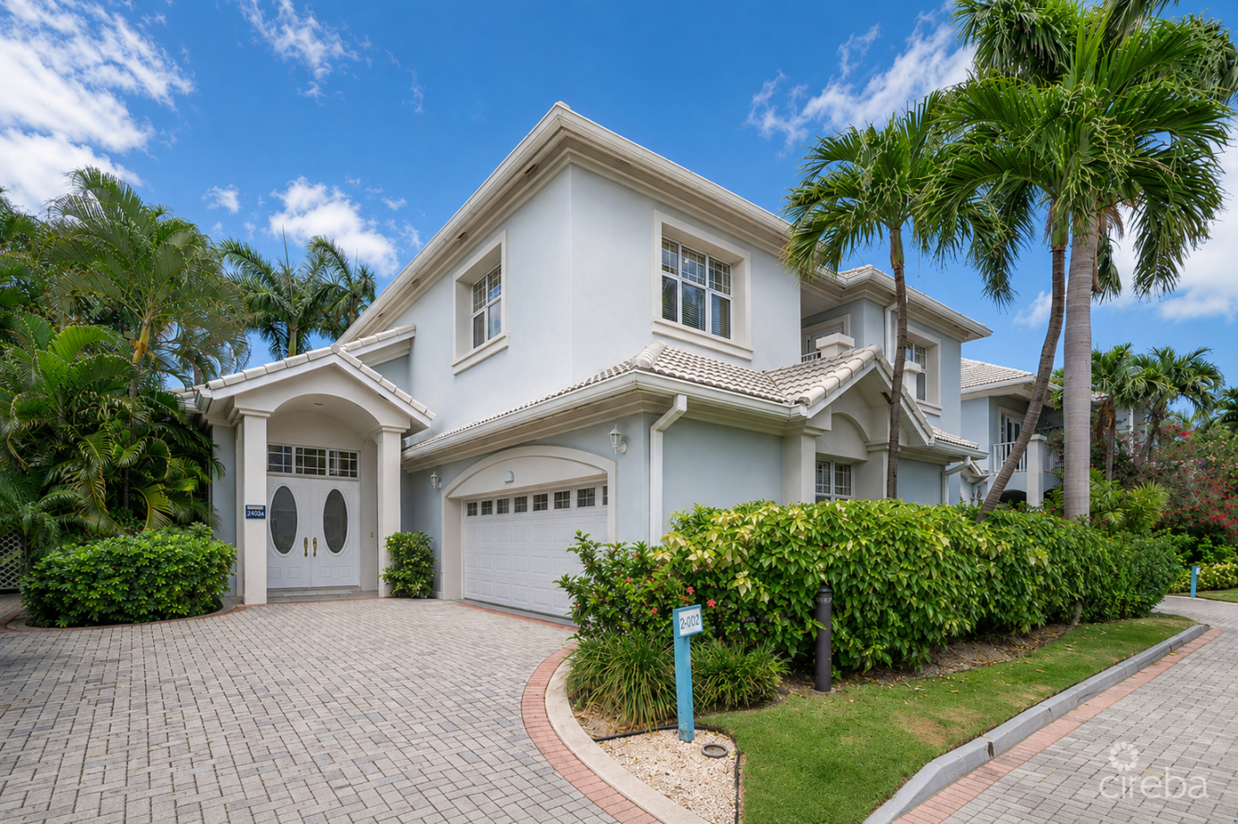 Rare King's Court Villa In Britannia  Seven Mile Beach Corridor
