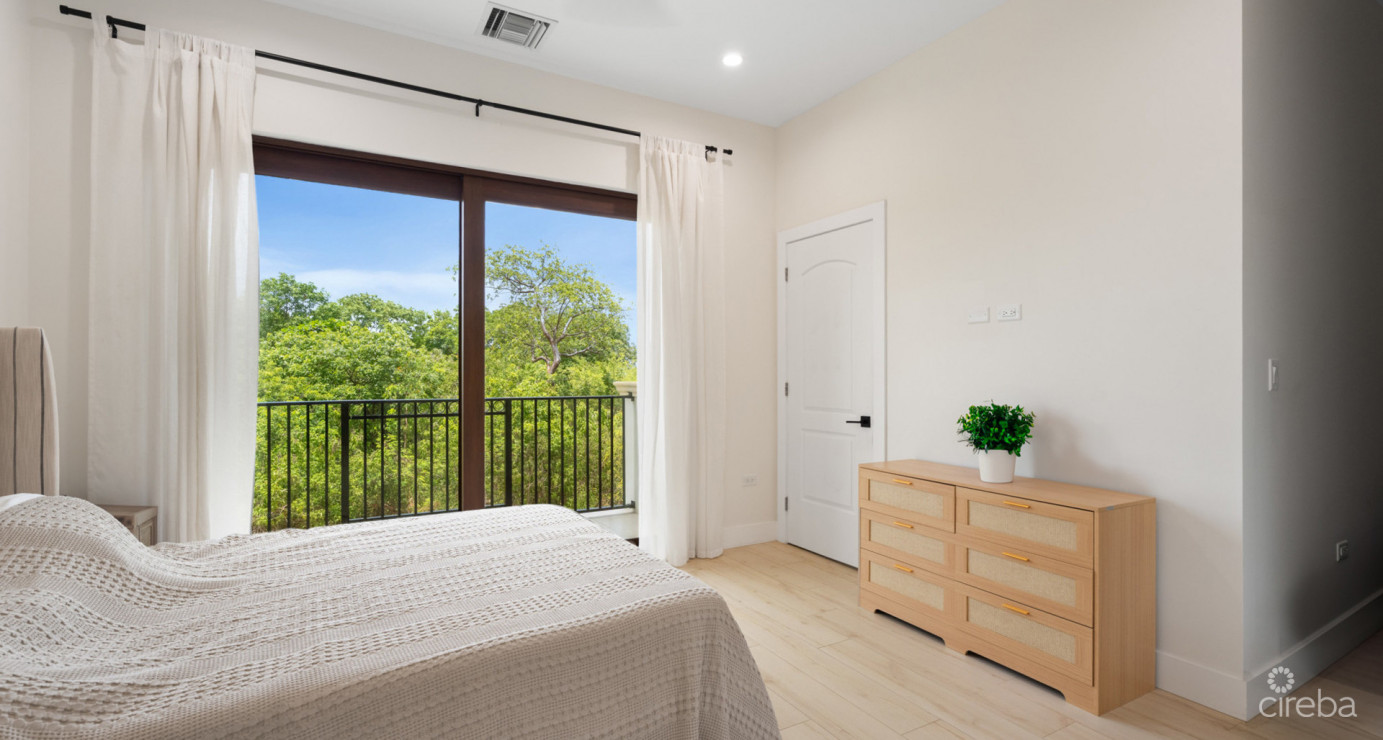 Highly Upgraded Villa Marbella #11 (2nd Floor Executive Residence)