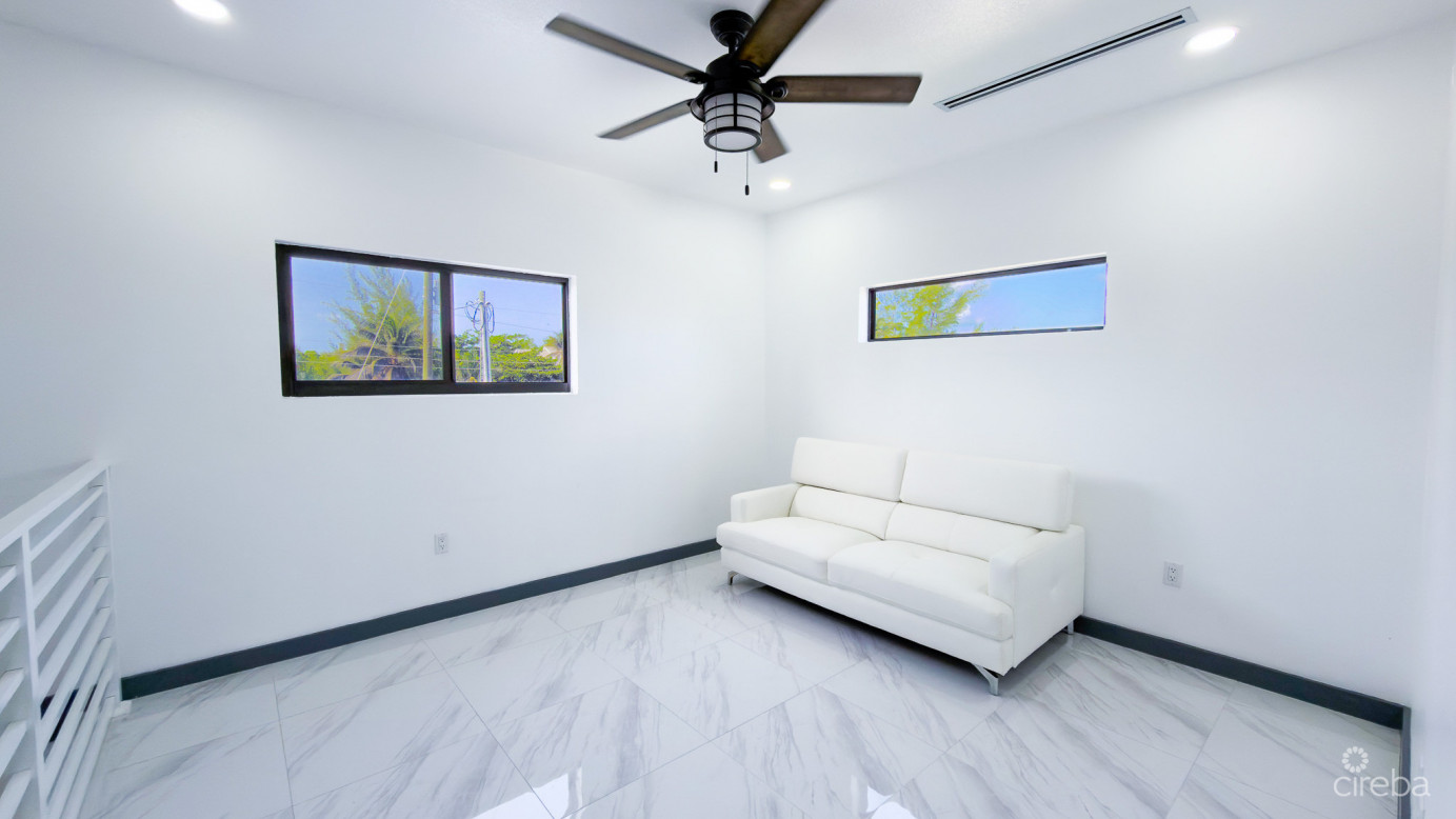 Trophy Crescent 5-unit Development