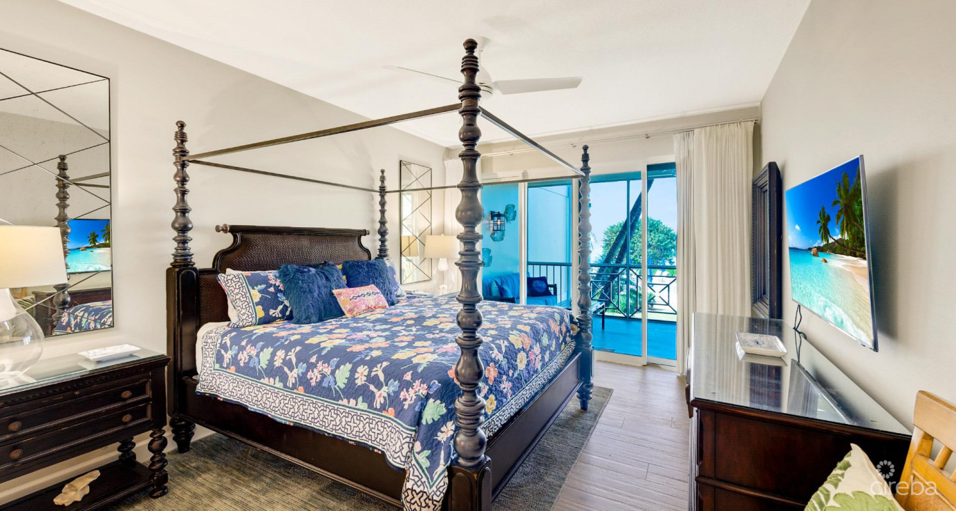Crescent Point Unit #14  Seven Mile Beach - Fully Remodeled, Turnkey & Income-producing Opportunity