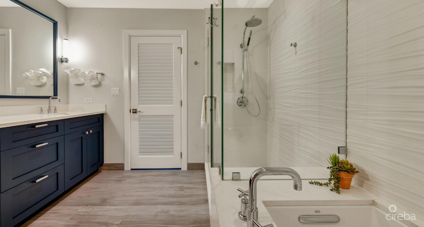 Crescent Point Unit #14  Seven Mile Beach - Fully Remodeled, Turnkey & Income-producing Opportunity