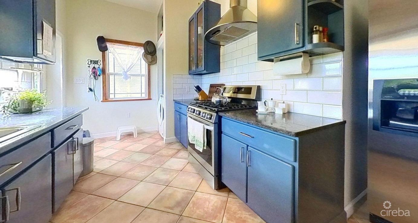 North Sound Haven 4 Bedroom Canal Front Home