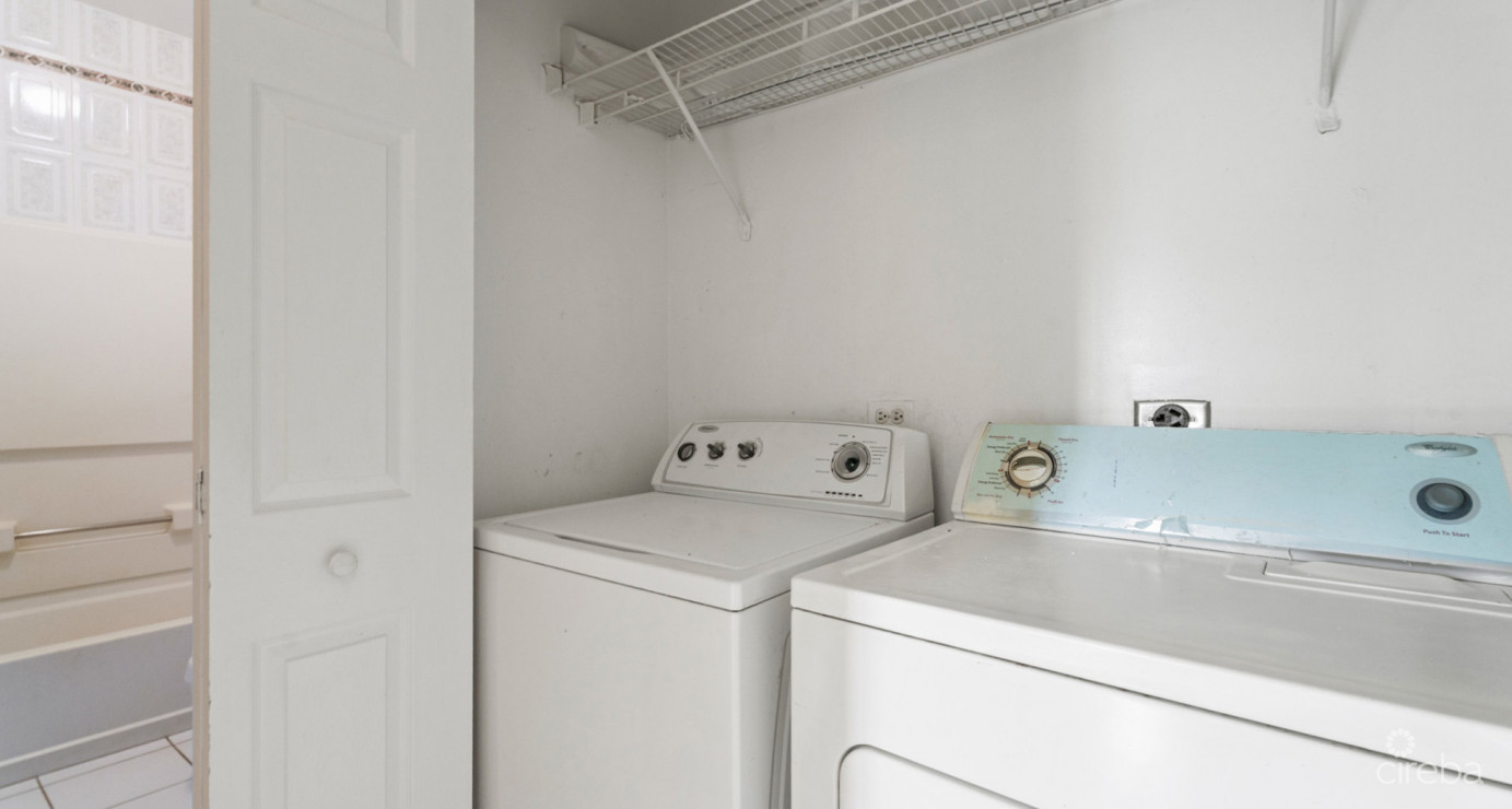 Windsor Lakes 2bed/2bath Unit