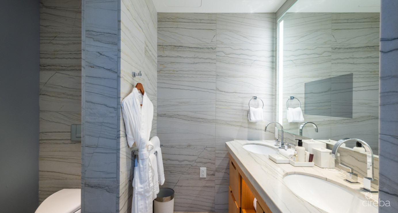 Ritz-carlton Beachfront Seven - South Residence