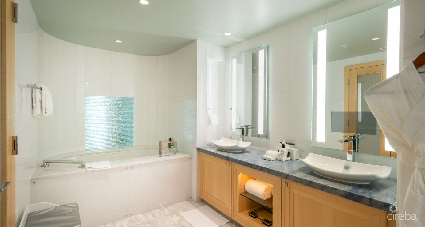 Ritz-carlton Beachfront Seven - South Residence