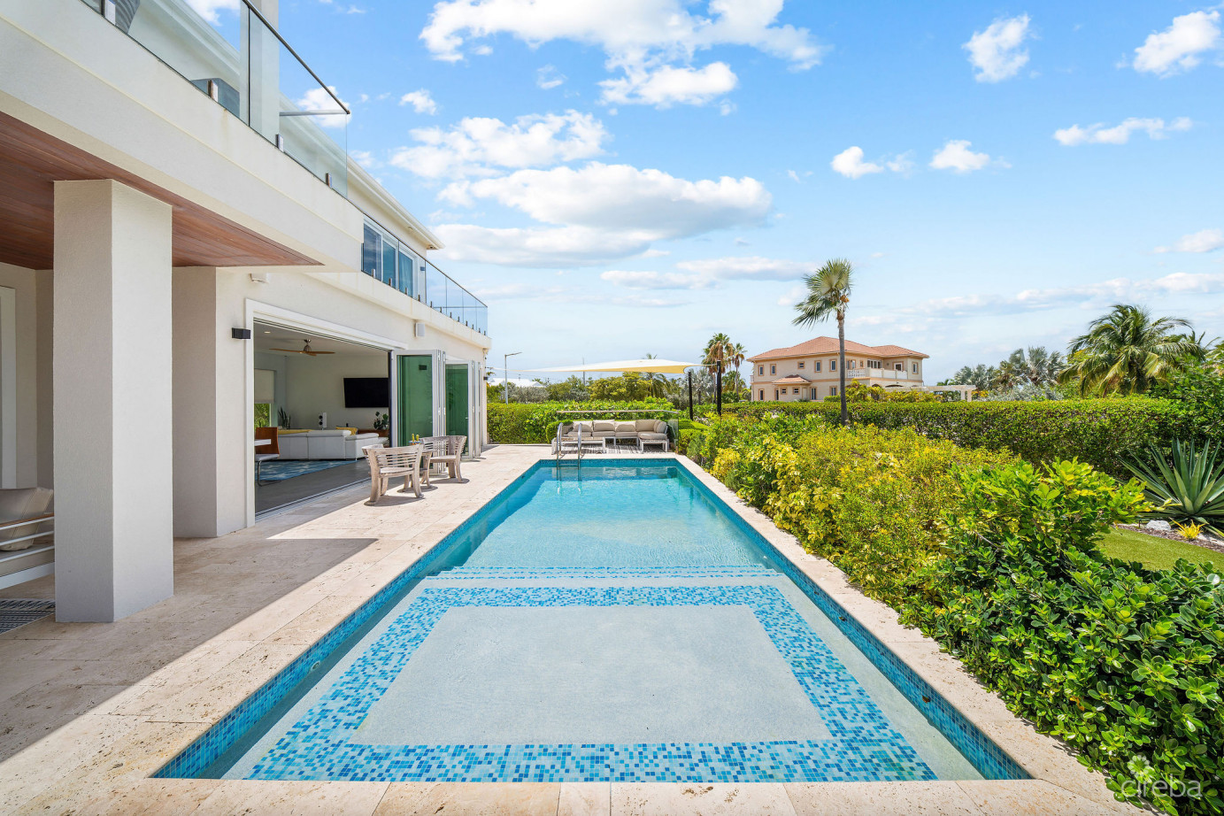 24  Shorewinds Trail, The Shores Family Home