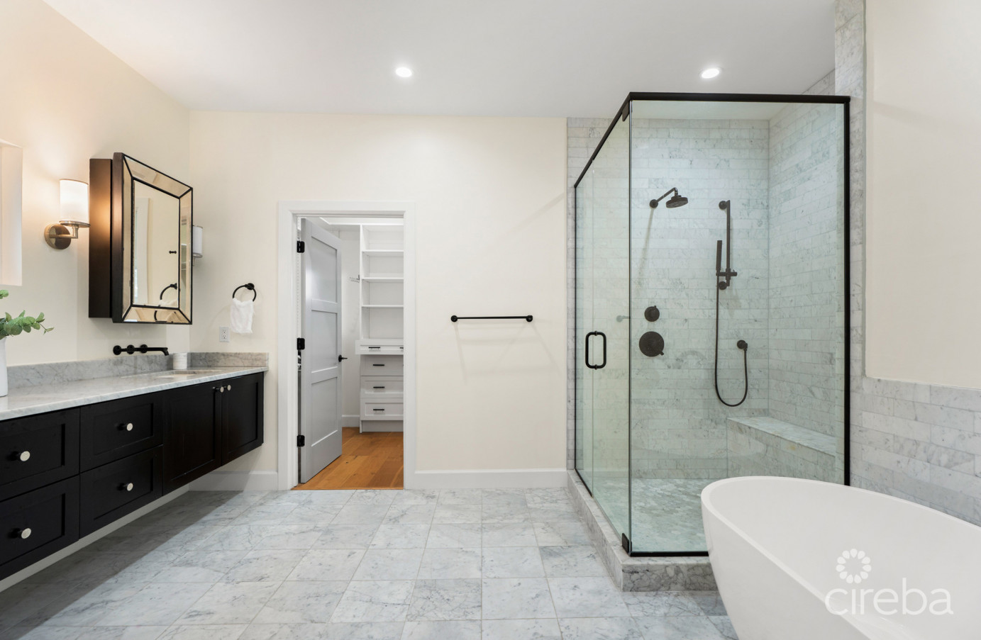 The Chymes 7, South Sound Home