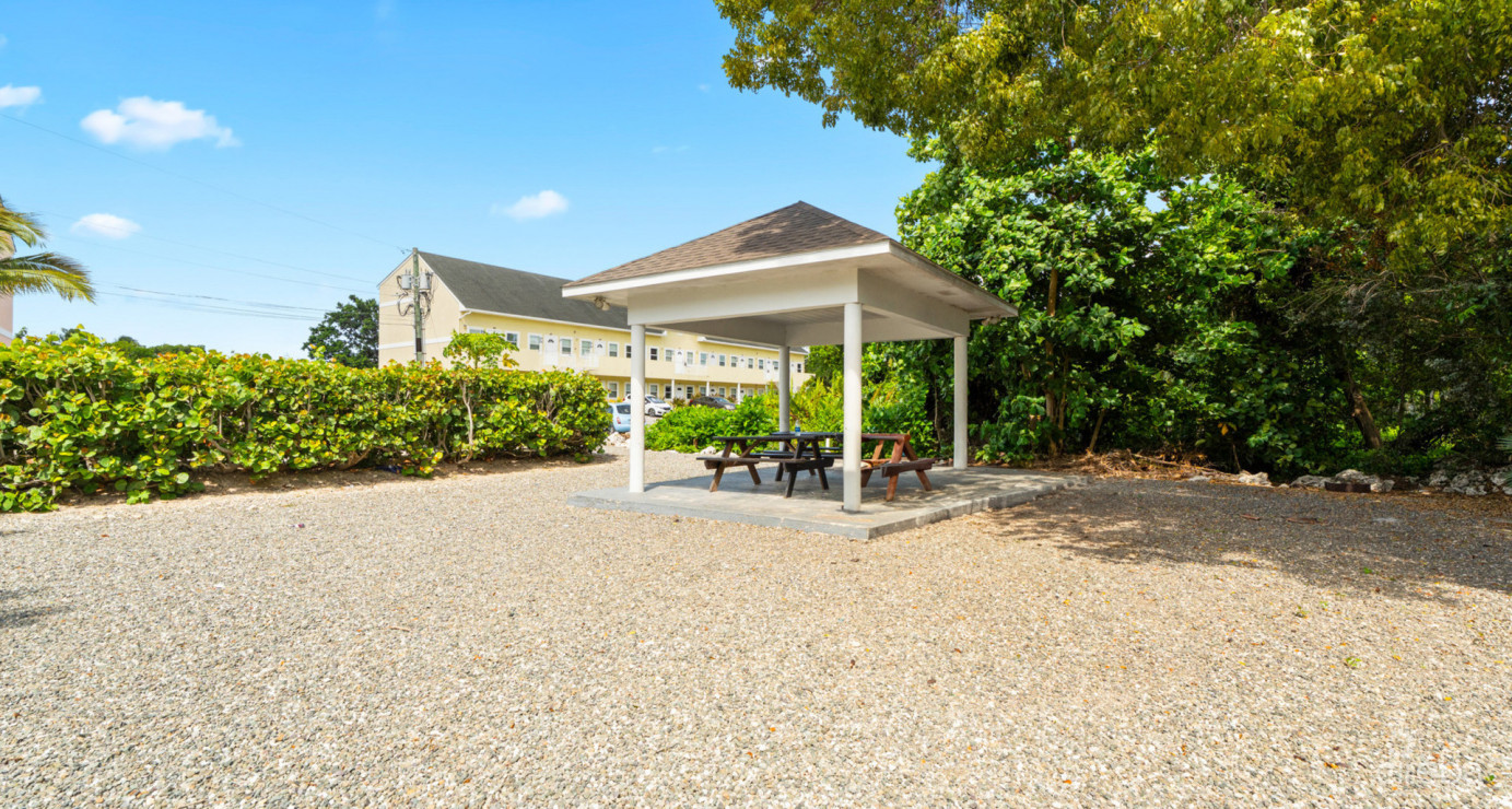 #24 Executive Suites  George Town - Investor & First Time Buyer Opportunity, 1 Bed Interior Unit