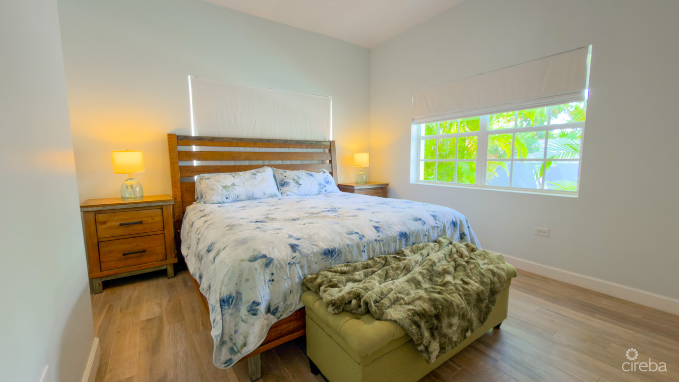 Snug Harbour Andrew Drive - 4 Bedroom Family Home In The Seven Mile Beach Corridor