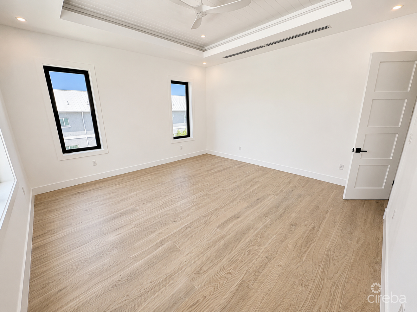 Snug Harbour Duplex Unit 1