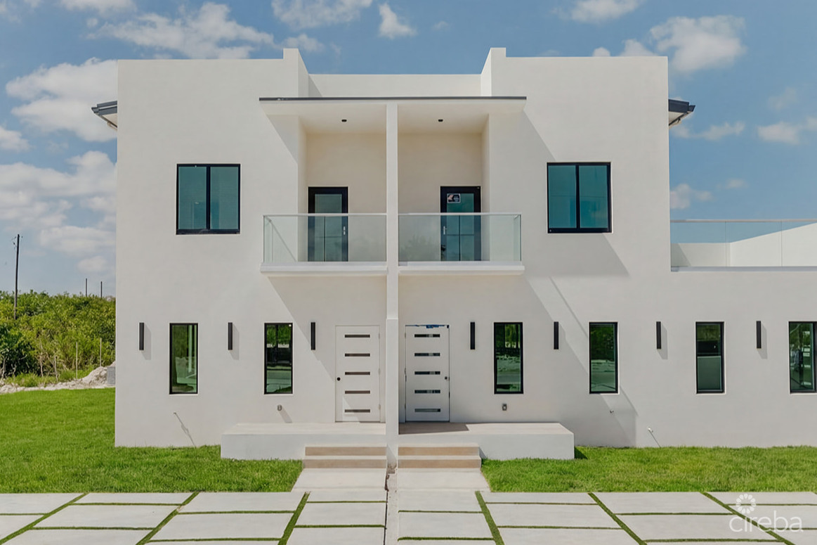 2 Bedroom, 2.5 Bathroom Duplex In Lookout Garden