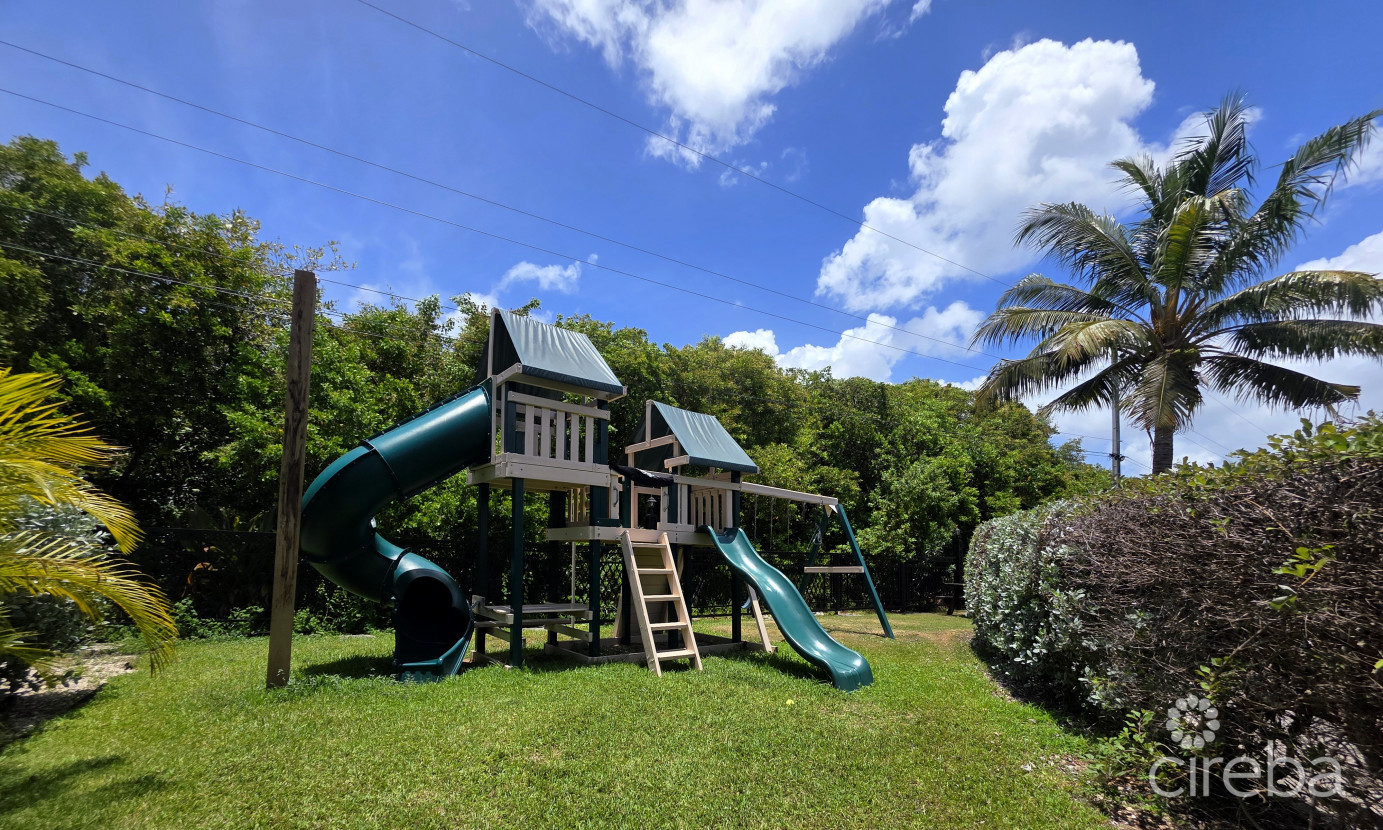 San Sebastian Phase 2  4bed/3.5bath  Garden & Pool View