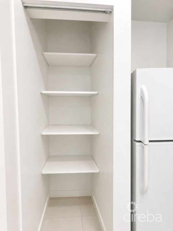 Windsor Lakes Block H, Unit 802