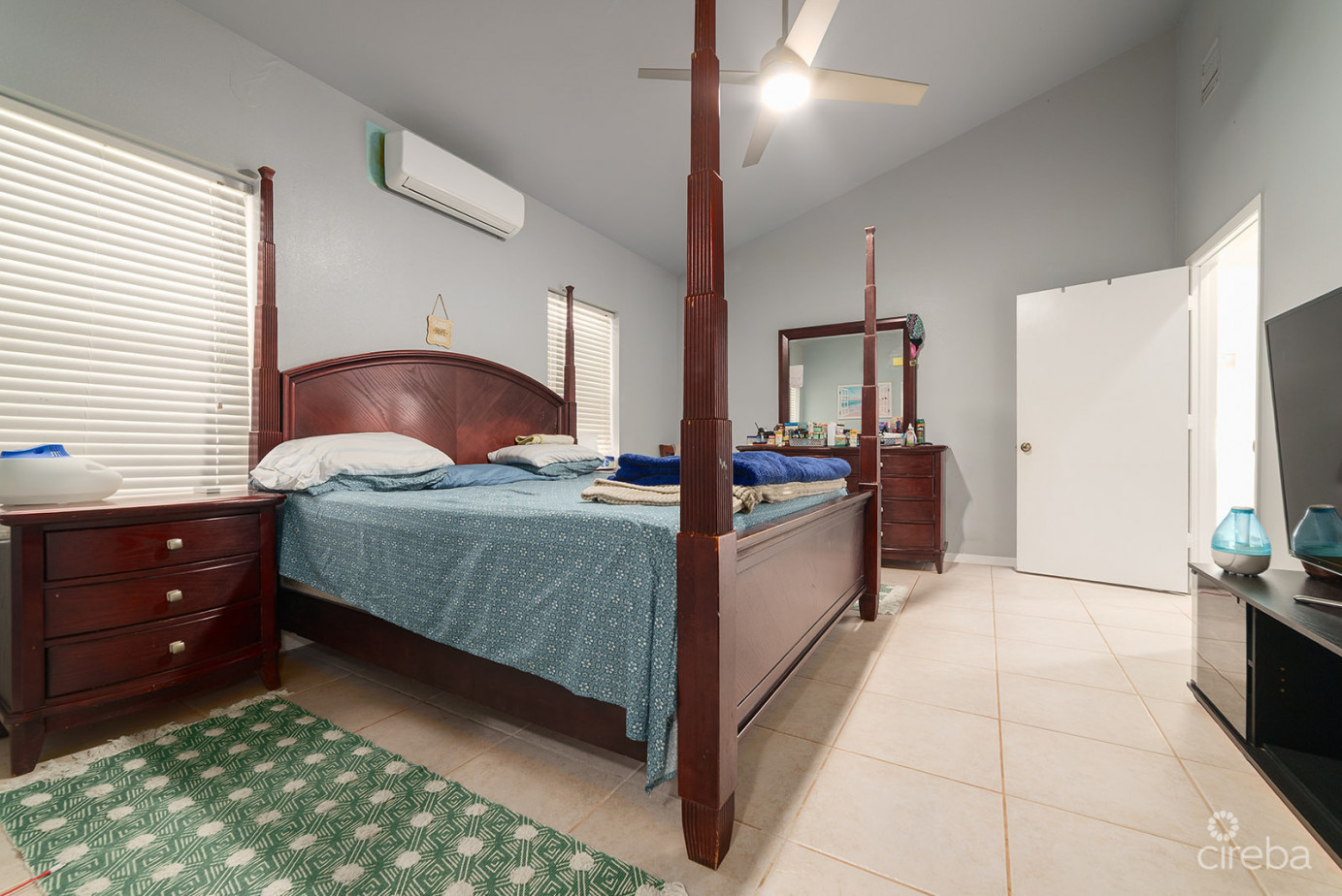 12% Roi - Income-producing Multi-unit Property  Fully Occupied - Cayman Brac