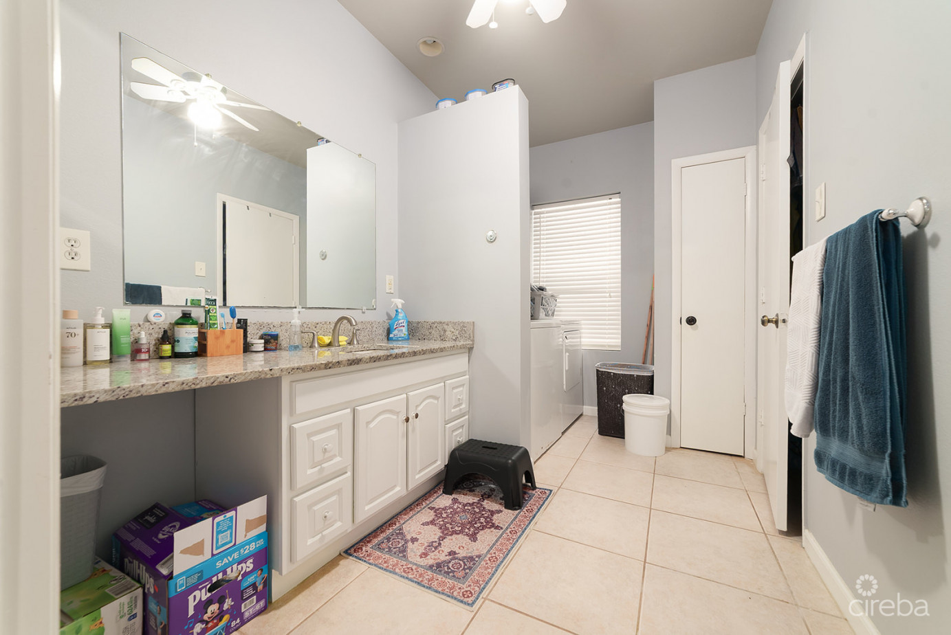 12% Roi - Income-producing Multi-unit Property  Fully Occupied - Cayman Brac