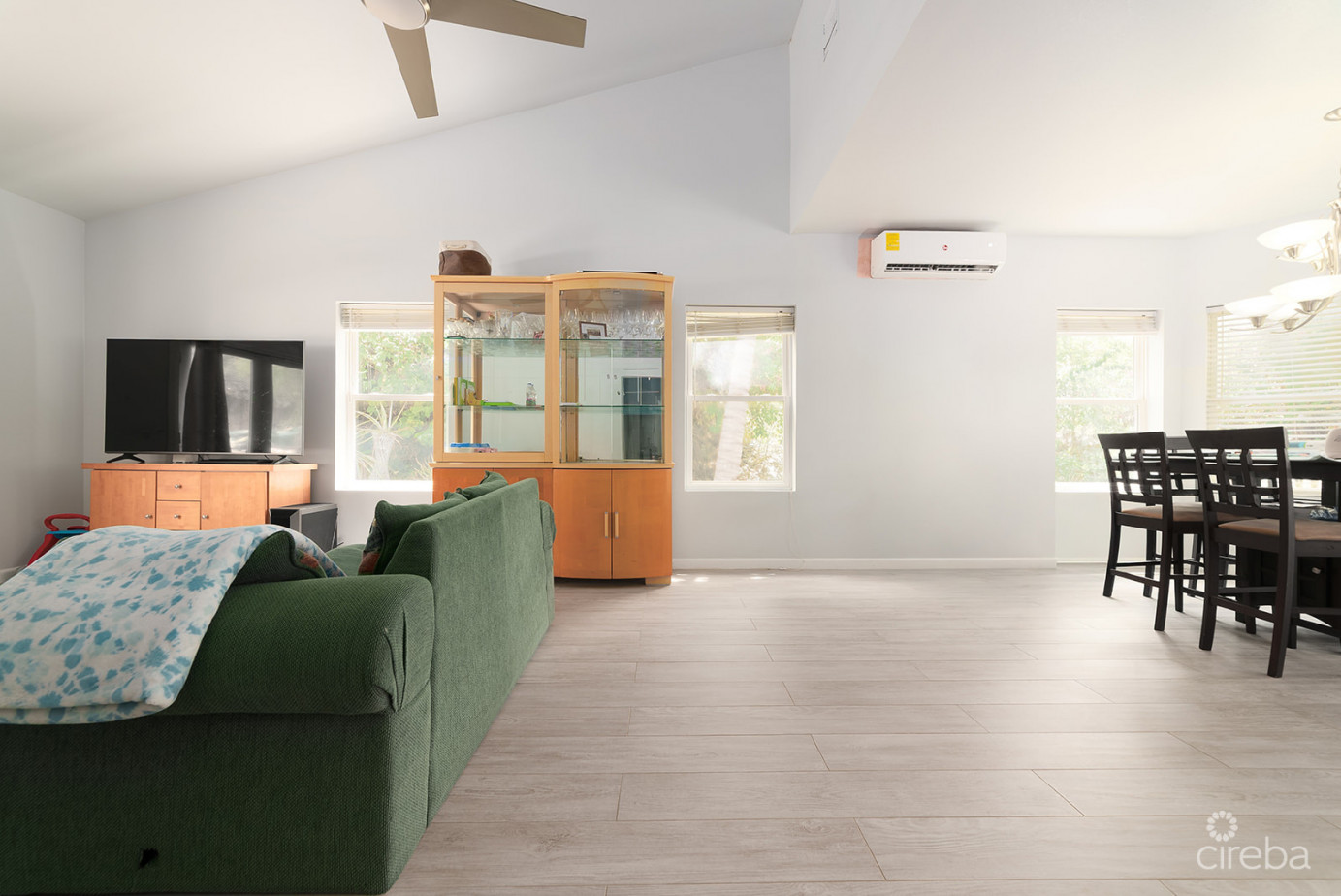 12% Roi - Income-producing Multi-unit Property  Fully Occupied - Cayman Brac