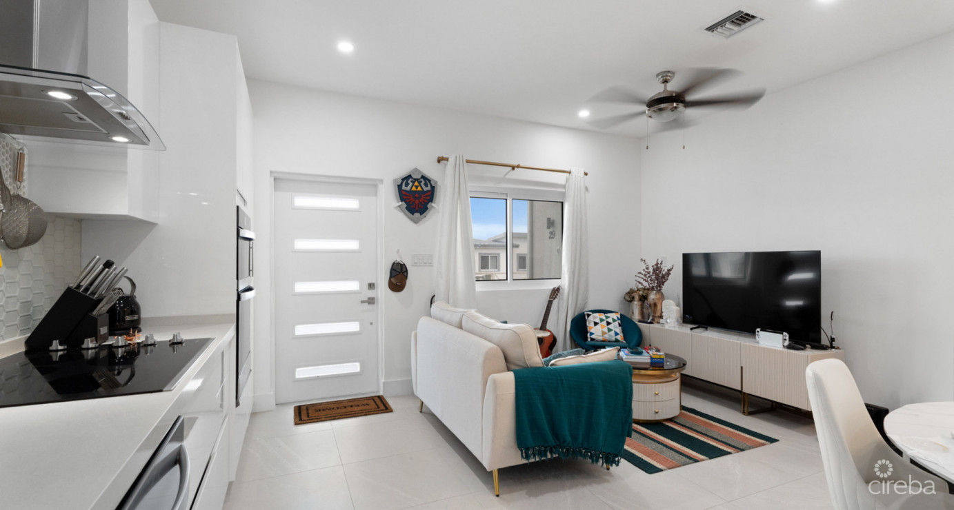 Designer Yarl 1 Bed #30 (2nd Fl, Pool View Residence)