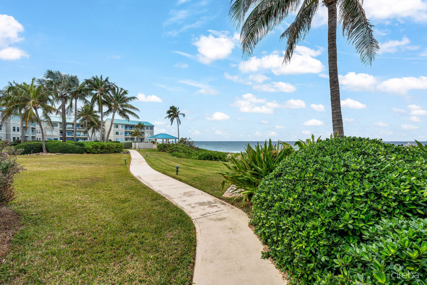 Ocean Pointe Villas  3 Bed, 2 Bath, 2nd Floor Penthouse