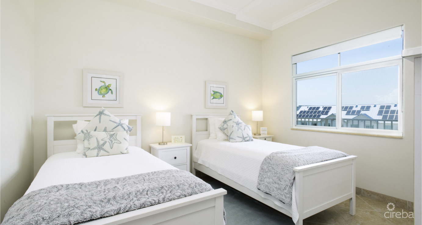South Bay Beach Club - Premier Beachfront Residence