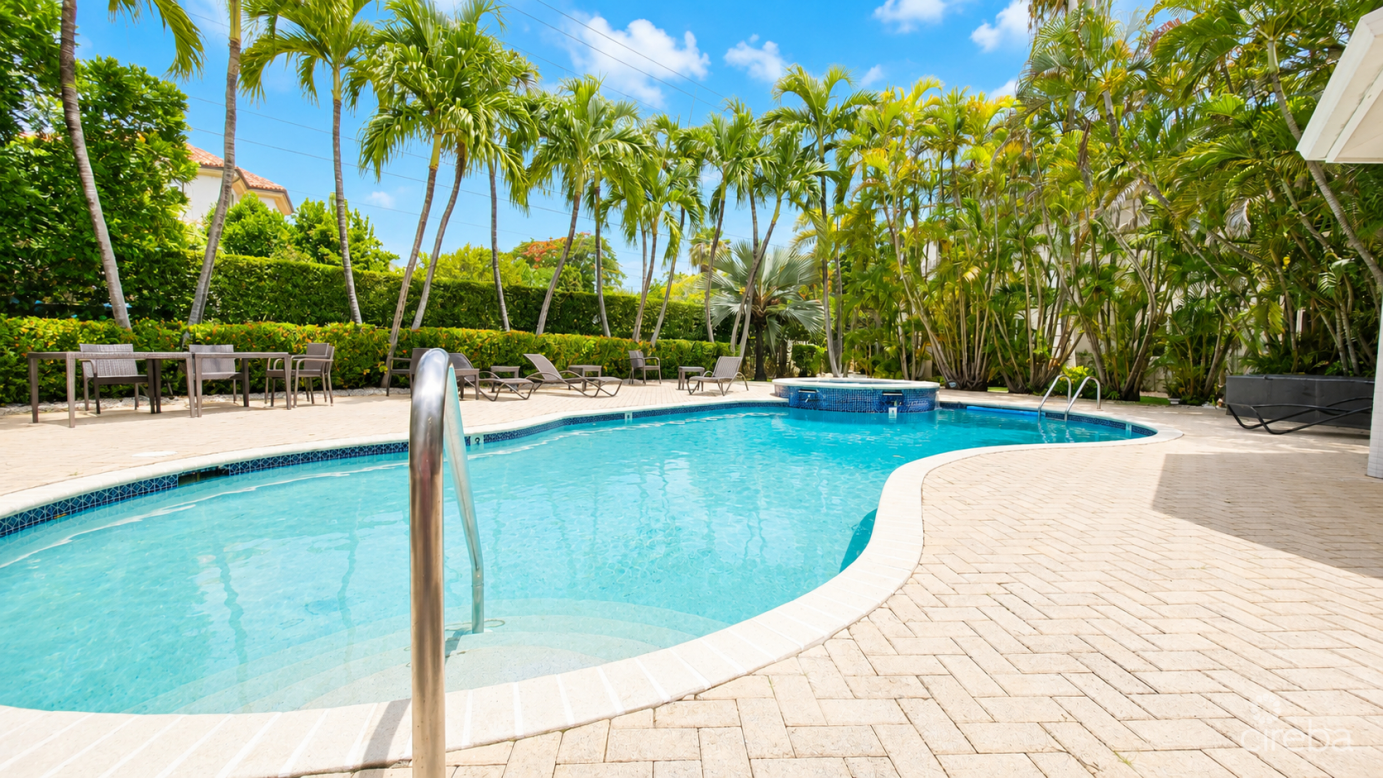 Grand Palms  Ground Floor 2-bed In South Sound