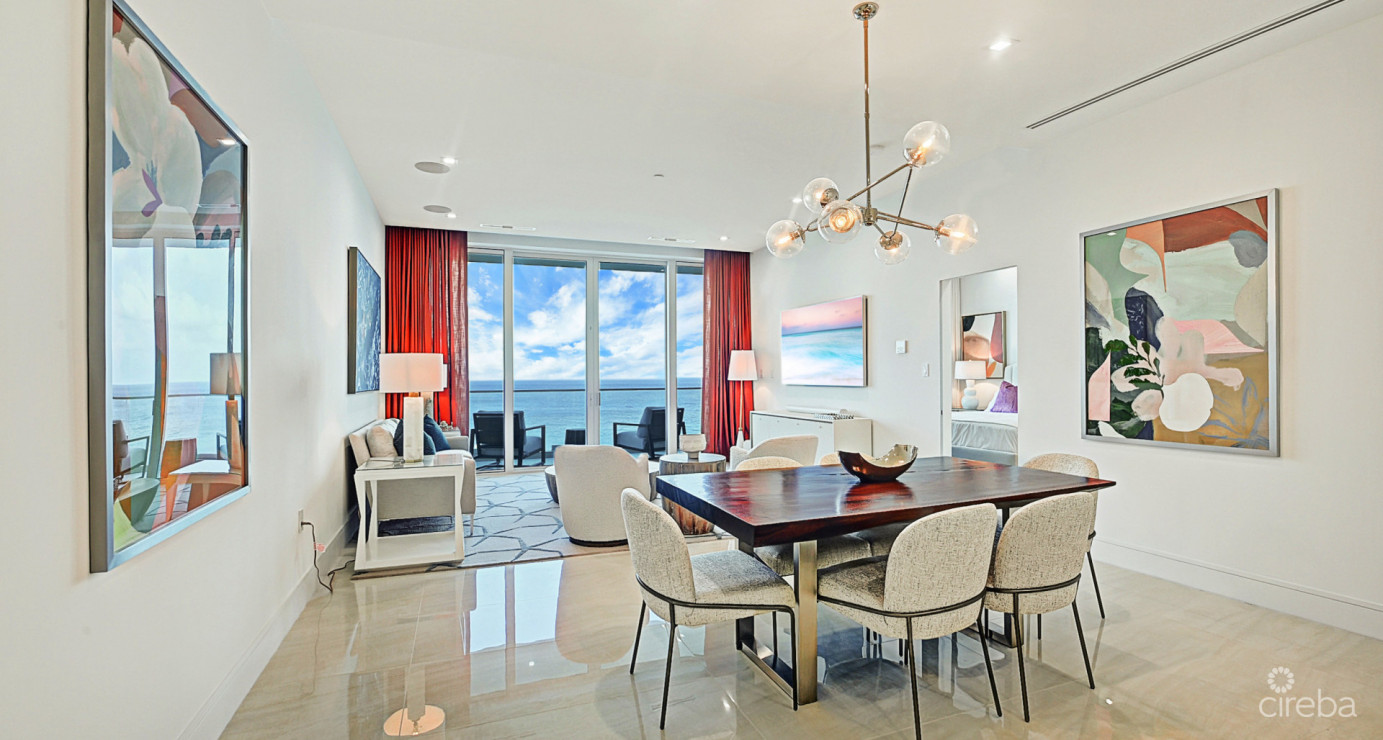 Expansive Oceanfront Residence - Fin 14