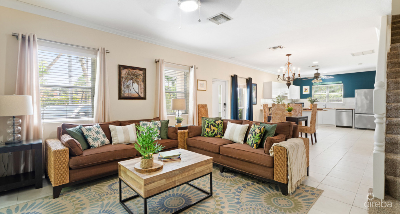 8 Grand Palms | Beautifully Presented, Large 2-bed Unit In Prime South Sound Complex