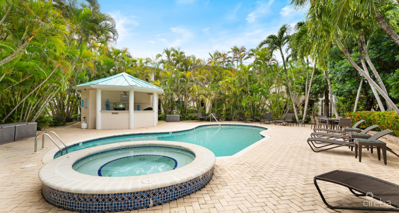 8 Grand Palms | Beautifully Presented, Large 2-bed Unit In Prime South Sound Complex