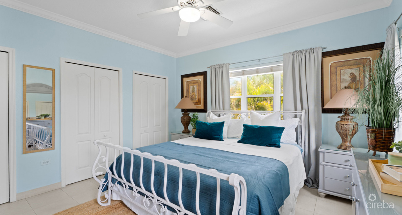 8 Grand Palms | Beautifully Presented, Large 2-bed Unit In Prime South Sound Complex