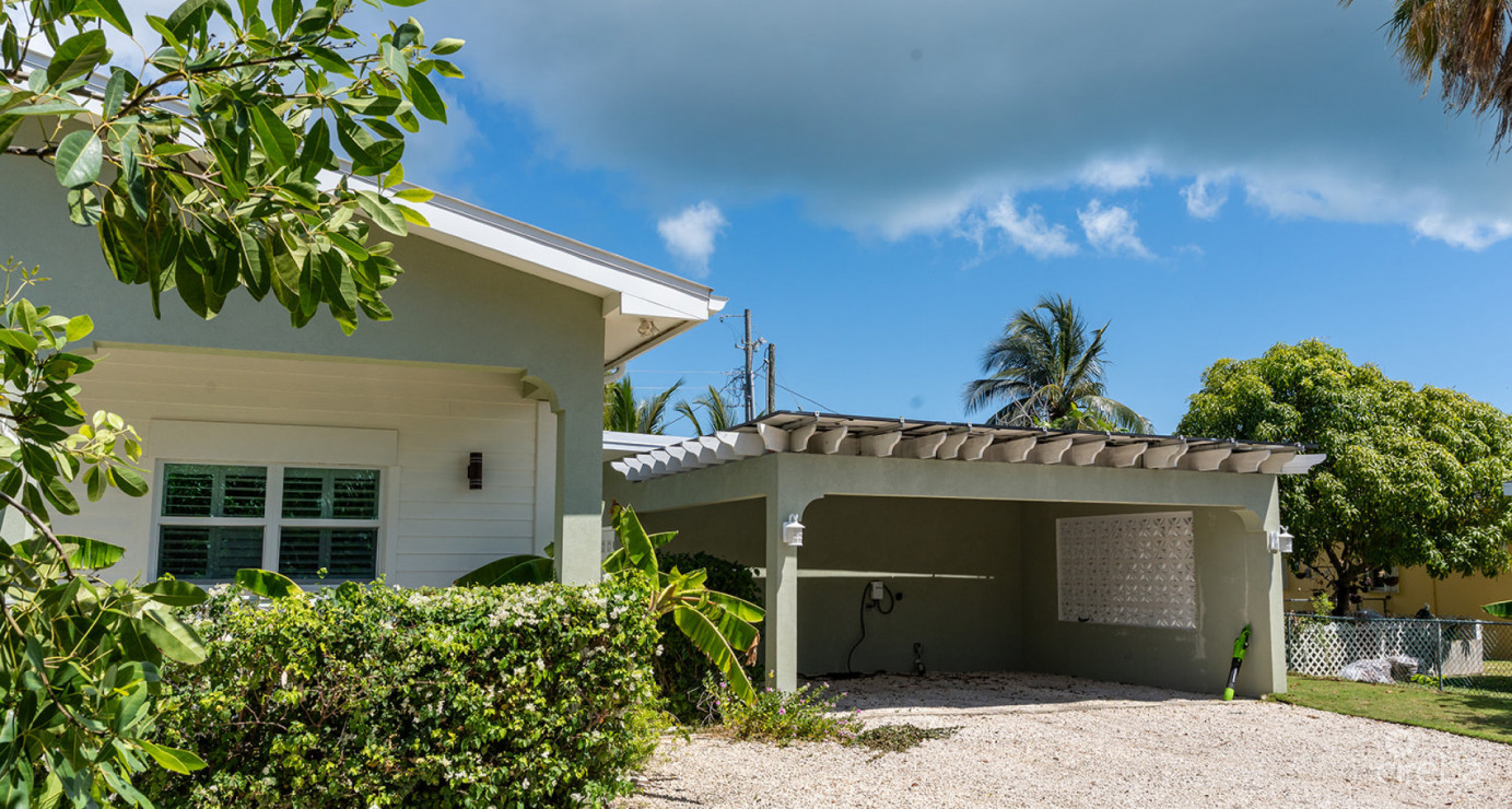 Elegant Patrick's Island Family Home (full Solar, Pool - 3 Bed, 2.5 Bath)
